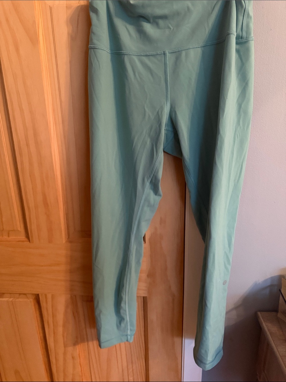 Lululemo Light Teal High-Waisted Leggings